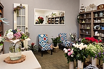 Prodejna - odpočinkový kout