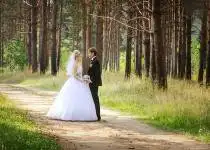 Sezóna svateb je tu, co takhle přírodní svatba?