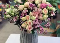 Pastel dreams and elegance – How to bring soft floral tones into your home